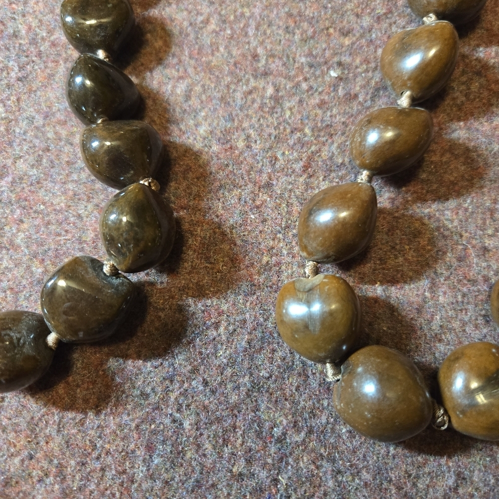 Kukui Nut Lei Set Of 2 - Picture 2 of 2